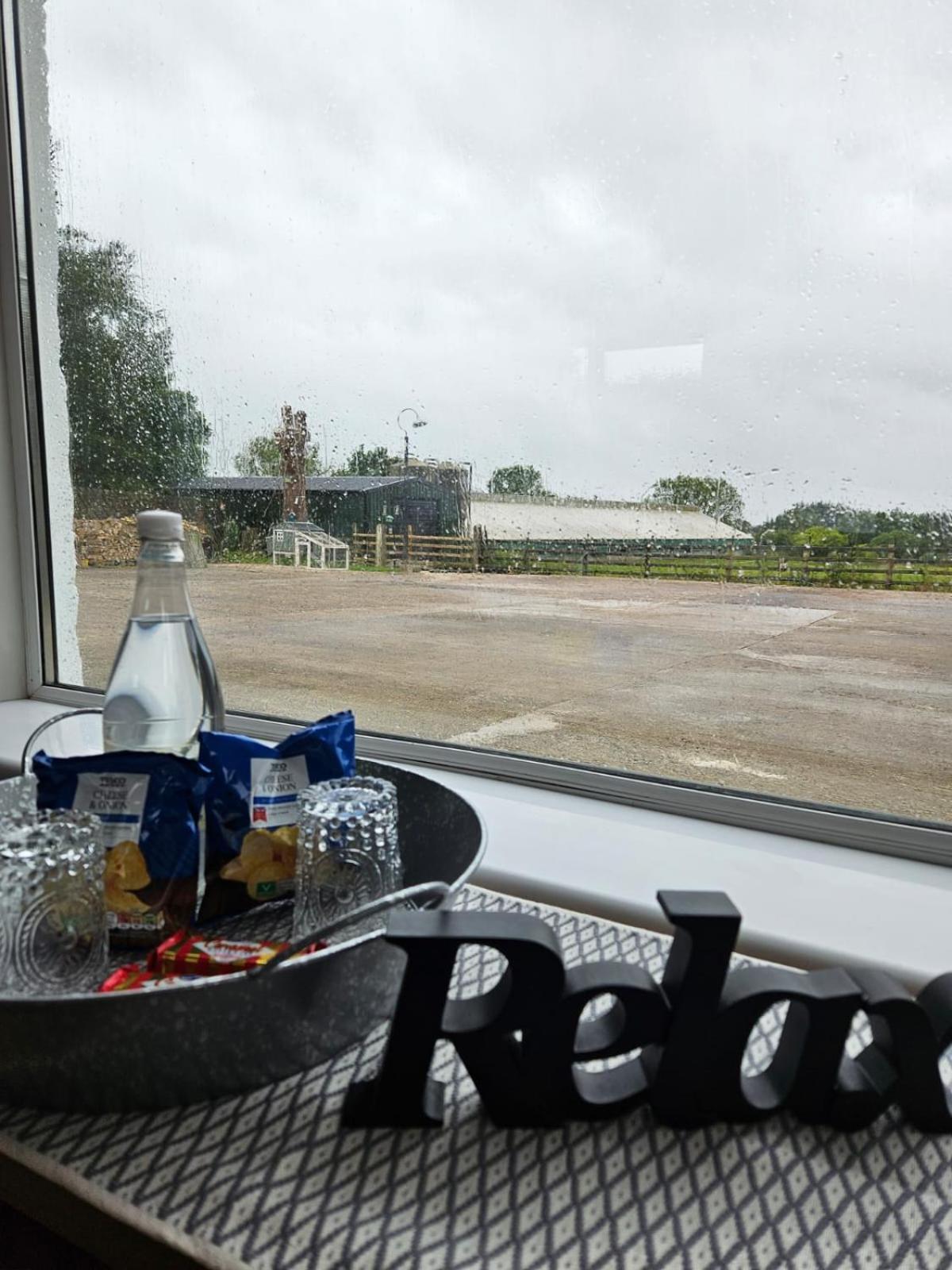 The View Randalstown Hotel Eksteriør billede